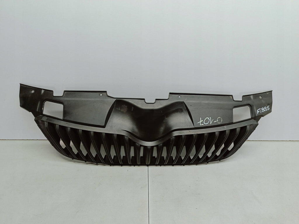 Skoda Fabia II 5J LIFT 10- KÜHLERGRILL STOSSSTANGE VORNE 5J0853668C