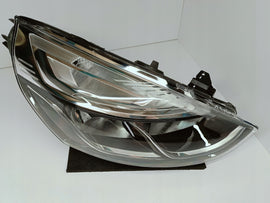 RENAULT CLIO IV 4 LIFT 16- FEU PHARE DROIT AVANT 260100653R