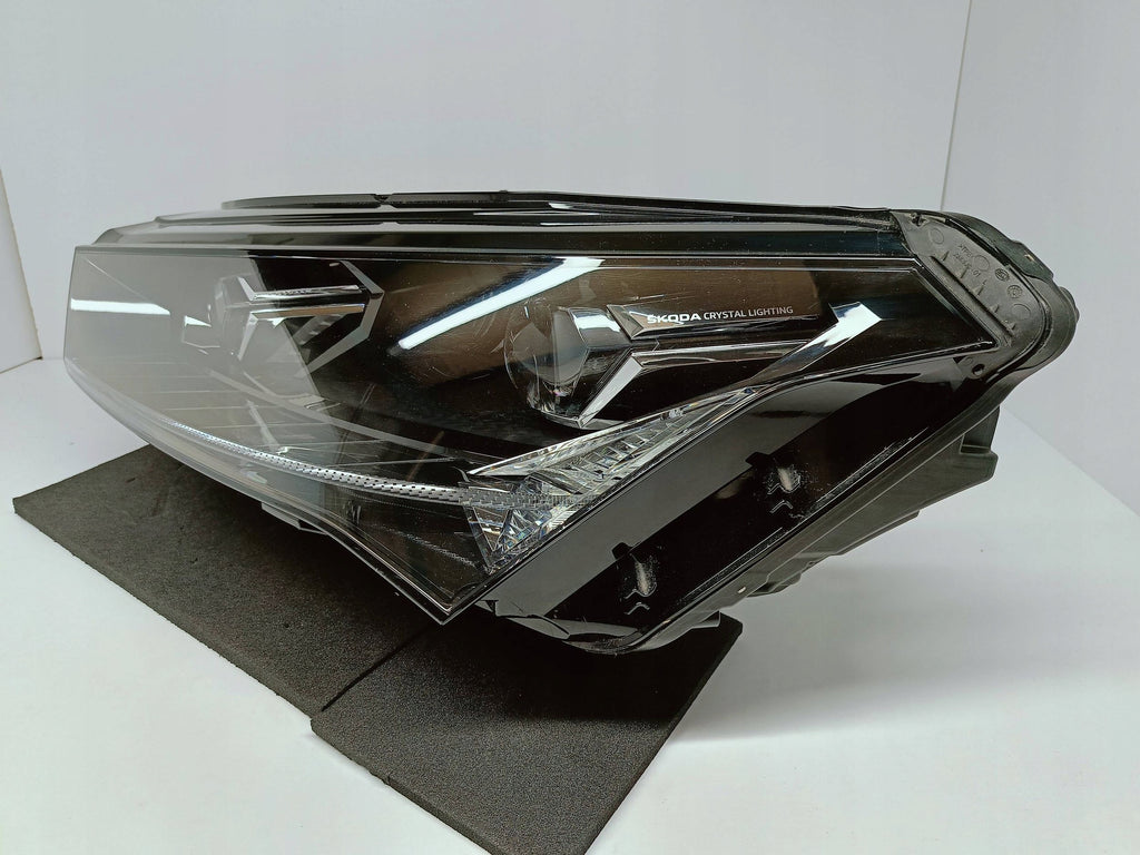 Skoda Enyaq iV 20- SCHEINWERFER LINKS VORNE VOLL LED CRYSTAL 5LB941015A