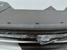 Load image into Gallery viewer, HYUNDAI KONA I 17- LAMPA GÓRNA ŚWIATŁO DRL LEWY PRZÓD 92207-J9000