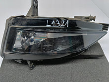 Laden Sie das Bild in den Galerie-Viewer, VW GOLF VII LIFT 17- NEBELSCHEINWERFER RECHTS VORNE 5G0941662F