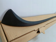 Laden Sie das Bild in den Galerie-Viewer, TOYOTA AURIS II 12- HECKKLAPPENSPOILER CARBON NEU PW156-02001-00