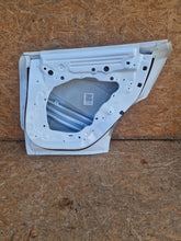 Load image into Gallery viewer, TESLA MODEL Y 20- DRZWI PRAWY TYŁ TYLNE 1493562-EC-A