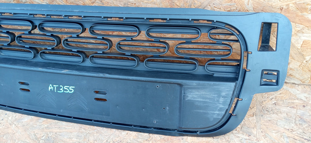 CITROEN C3 III 16- ATRAPA KRATKA ŚRODKOWA GRILL ZDERZAKA PRZÓD 9812061877