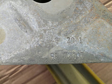 Load image into Gallery viewer, Peugeot 208 II CORSA F 19- BELKA WZMOCNIENIE ZDERZAKA TYLNEGO 9825456380