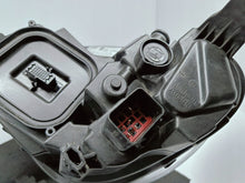 Load image into Gallery viewer, VOLVO V40 V 40 II LIFT 16- LAMPA PRAWA PRZÓD PRZEDNIA FULL LED EU 31677023