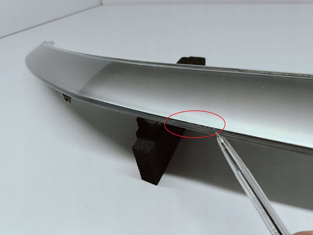 HYUNDAI IONIQ 5 V 21- RÜCKLEUCHTENLEISTE BLENDE TAGFAHRLICHT RECHTS VORNE 92109-GI