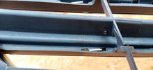 Load image into Gallery viewer, MERCEDES C KLASA W204 07- KRATKA ATRAPA GRILL ZDERZAKA PRZÓD A2048801283