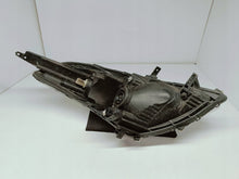 Laden Sie das Bild in den Galerie-Viewer, Suzuki Swift MK7 10- SCHEINWERFER LINKS VORNE STANDARD H4 EU STANLEY P9121