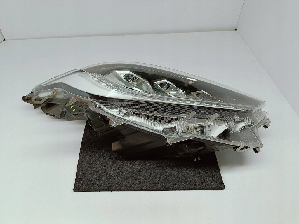 Toyota Yaris IV 4 XP21 19- SCHEINWERFER RECHTS VORNE FULL LED KOITO K0-8
