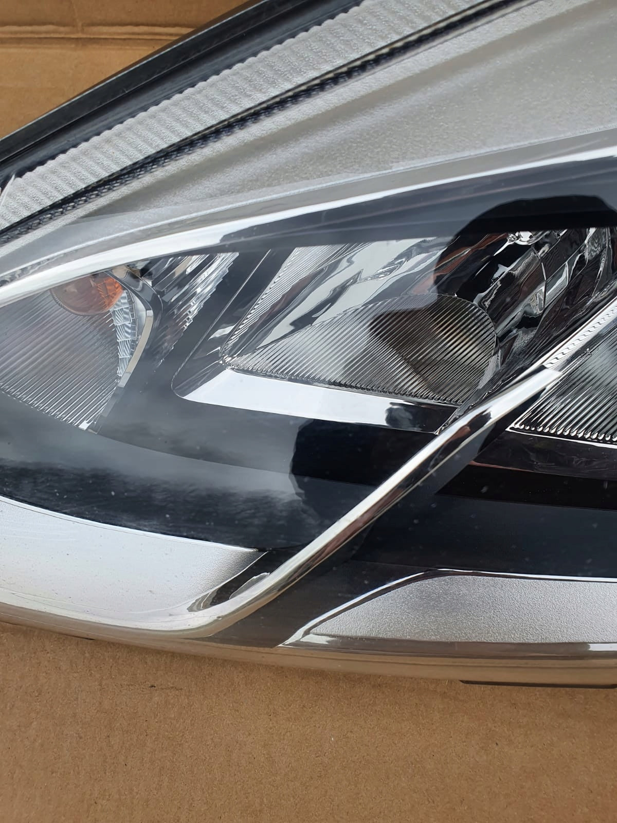 Ford Fiesta MK8 Vorne Links Leuchte Vordere EU H1BB-13W030-Ae — Foto 4 von 9