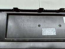 Laden Sie das Bild in den Galerie-Viewer, CUPRA BORN 10E 21- KÜHLERGRILL STOSSSTANGE VORN MITTE 10E805903C
