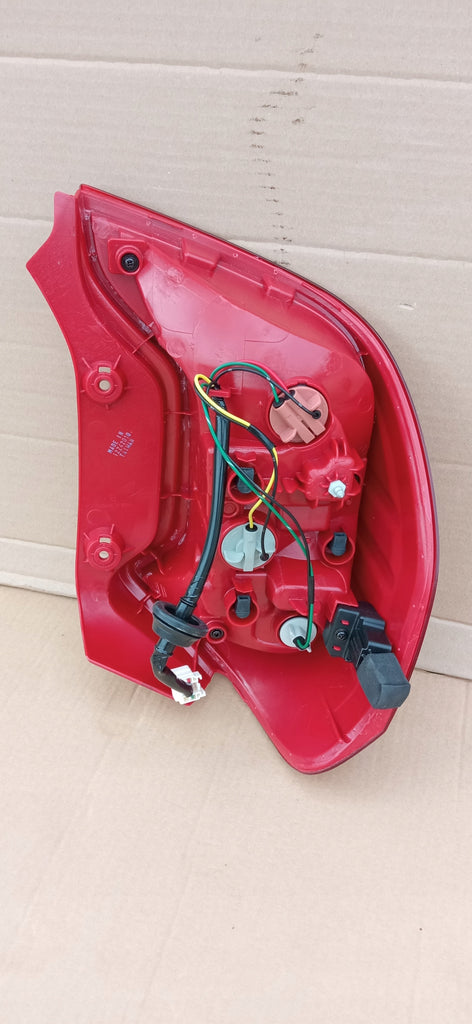 KIA PICANTO III 17- LAMPA PRAWA TYLNA PRAWY TYŁ TYC 11-E463