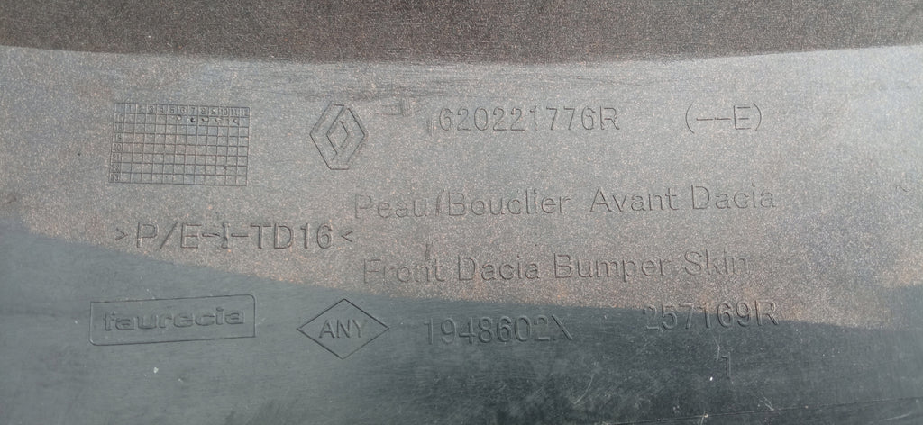 DACIA DUSTER 2 II 17- ZDERZAK PRZÓD PRZEDNI 620221776R