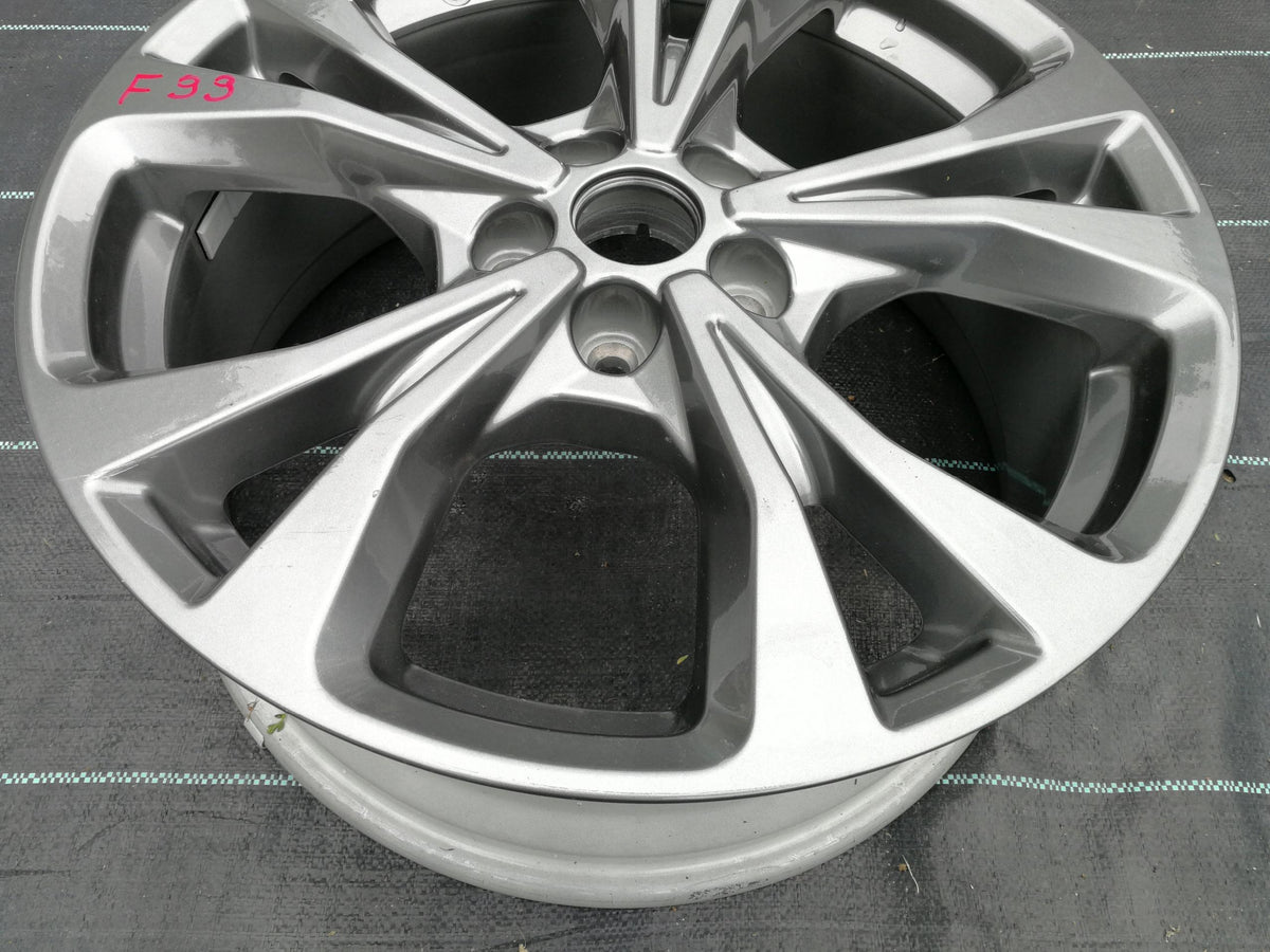 Ford Kuga 3 III MK3 ST Line Felga LV4C-N2B 7.5JX18 ET50 — zdjęcie 4 z 9