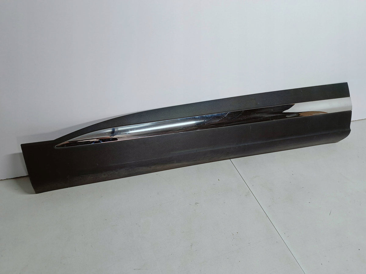 MG Hs 18- Baguette Cache Porte Avant Gauche Gauche Avant Chrome 10423724 — photo 3 sur 12