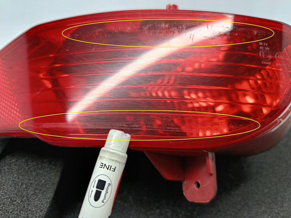 PEUGEOT 5008 II 17- LAMPA PRAWA TYLNA ZDERZAKA PRZECIWMGIELNA 9811981980