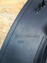 Laden Sie das Bild in den Galerie-Viewer, CITROEN C4 CACTUS RADLAUFBLENDE HINTEN LINKS