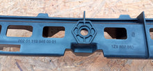 Laden Sie das Bild in den Galerie-Viewer, Skoda Octavia Mk2 II KOMBI 04- HALTER HALTERUNG HECKSTOSSSTANGE 1Z9807863
