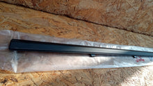 Laden Sie das Bild in den Galerie-Viewer, CHEVROLET EPICA 06- TÜRDICHTUNG HINTEN LINKS 95468973