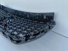 Load image into Gallery viewer, VOLVO XC40 LIFT R-DESIGN 22- ATRAPA GRILL KRATKA ZDERZAKA PRZÓD 32291466