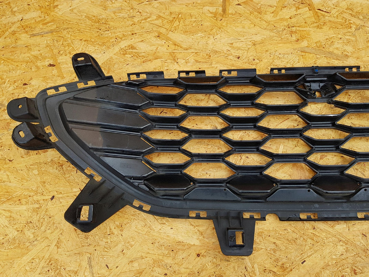 Ford Kuga MK3 Escape ST Line 19- Calandre Calandre Pare-Chocs Avant LV4B-8200-Ydw — photo 10 sur 12