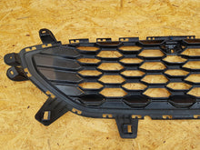 Load image into Gallery viewer, FORD KUGA MK3 ESCAPE ST LINE 19- ATRAPA GRILL ZDERZAKA PRZÓD LV4B-8200-YDW
