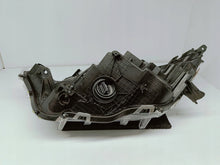 Laden Sie das Bild in den Galerie-Viewer, Toyota RAV 4 V LIFT 22- SCHEINWERFER RECHTS VORNE FULL LED EU 81145-42E10