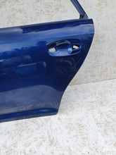 Laden Sie das Bild in den Galerie-Viewer, TOYOTA AVENSIS T29 HINTEN LINKS TÜR