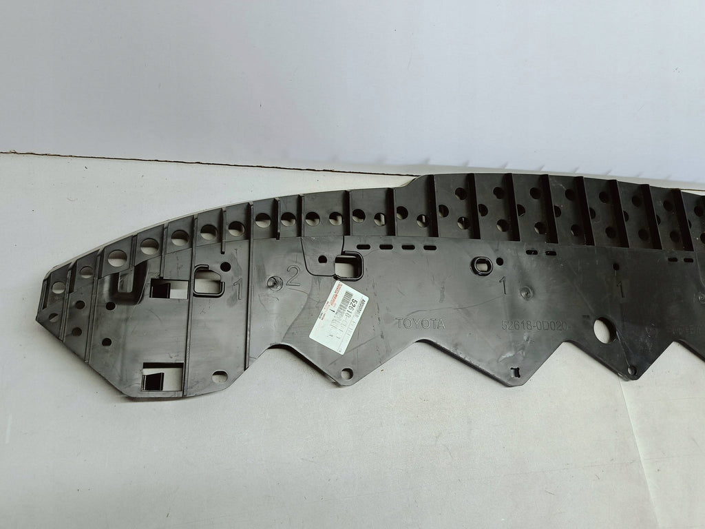 Toyota Yaris II LIFT 09- PŁYTA OSŁONA POD ZDERZAK PRZÓD 52618-0D020