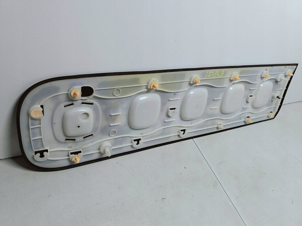 Citroen C3 Aircross 17- LISTWA NAKŁADKA DRZWI PRAWA PRZÓD 9813090877