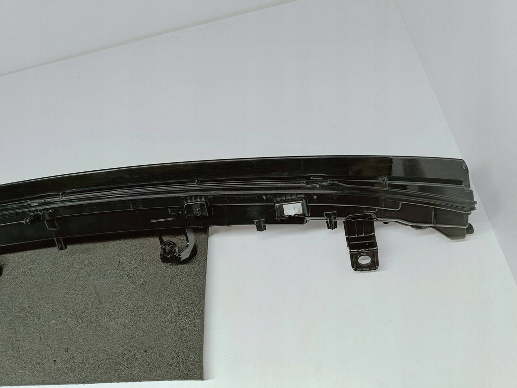 Tesla Model Y Juniper 25- LAMPA BLENDA LISTWA LED ZDERZAKA PRZÓD 203829400E