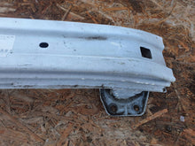 Laden Sie das Bild in den Galerie-Viewer, Fiat Fiorino QUBO NEMO BIPPER 07- STOSSSTANGENTRÄGER VORNE 51787121