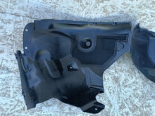 Load image into Gallery viewer, TESLA MODEL Y MY 20- NADKOLE PRAWY PRZÓD PRAWE PRZEDNIE NOWE 1492614-00-C