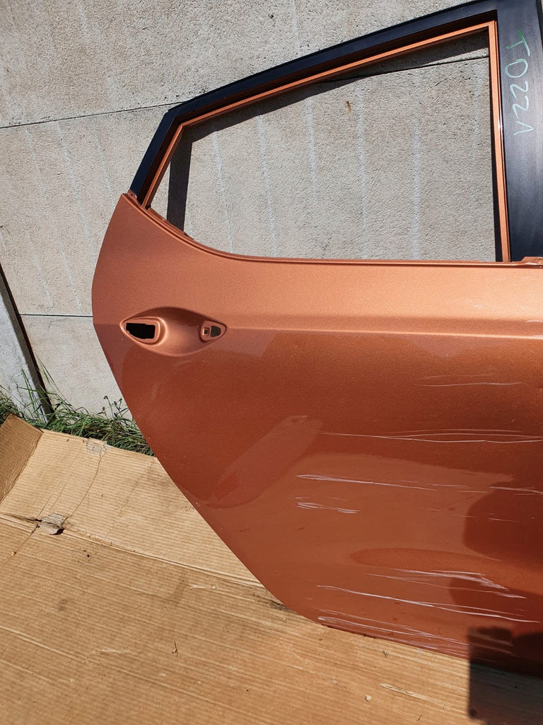 HYUNDAI I10 II DRZWI PRAWE TYŁ TYLNE