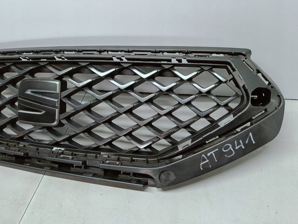 Seat Tarraco 18- KÜHLERGRILL STOSSSTANGE VORNE 5FJ853654B
