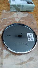 Załaduj zdjęcie do przeglądarki galerii, MERCEDES W293 EQC GWIAZDA EMBLEMAT ZNACZEK TYLNEJ KLAPY A0998108500 7297