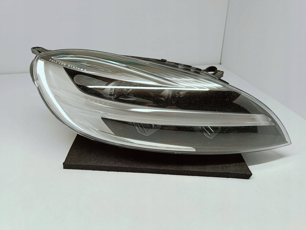 VOLVO V40 V 40 II LIFT 16- LAMPA PRAWA PRZÓD PRZEDNIA FULL LED EU 31677023