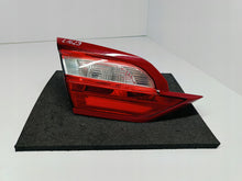 Laden Sie das Bild in den Galerie-Viewer, FORD FIESTA MK8 VII 17- HECKKLAPPENLEUCHTE LINKS HINTEN LED H1BB-13A603-B