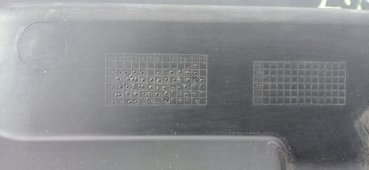 Renault Trafic III 3 14- Kühlergrill Gitter Grill Vorne Stossstange 623108673R — Foto 10 von 11
