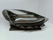 Laden Sie das Bild in den Galerie-Viewer, Tesla Model 3 LIFT Y 20- LAMPA PRAWA PRZÓD PRZEDNIA FULL LED 1514953-00-C