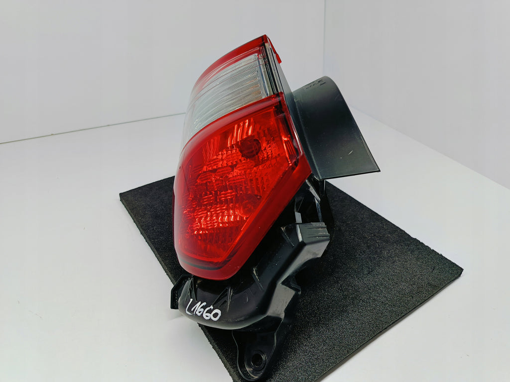 TOYOTA YARIS III LIFT 17- LAMPA LEWY TYŁ LEWA TYLNA ZWYKŁA KOITO 0D-203