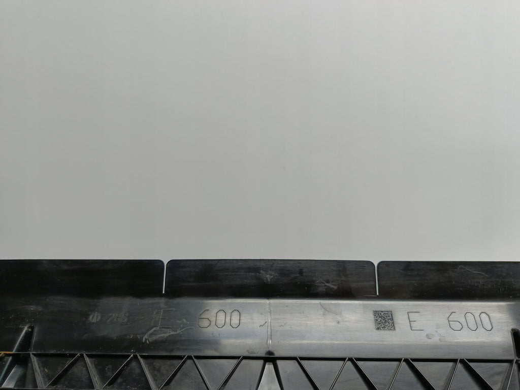 TOYOTA bZ4X BZ4X EV 23- KIEROWNICA POWIETRZA WLOT PANEL RAMKA 16691-10010