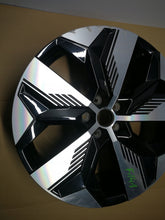Laden Sie das Bild in den Galerie-Viewer, FELGA ALUMINIOWA RENAULT 7.0"x20" 5x114.3 ET34 403001816R