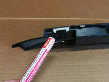 Load image into Gallery viewer, VOLKSWAGEN POLO VI 2GS ATRAPA GRILL