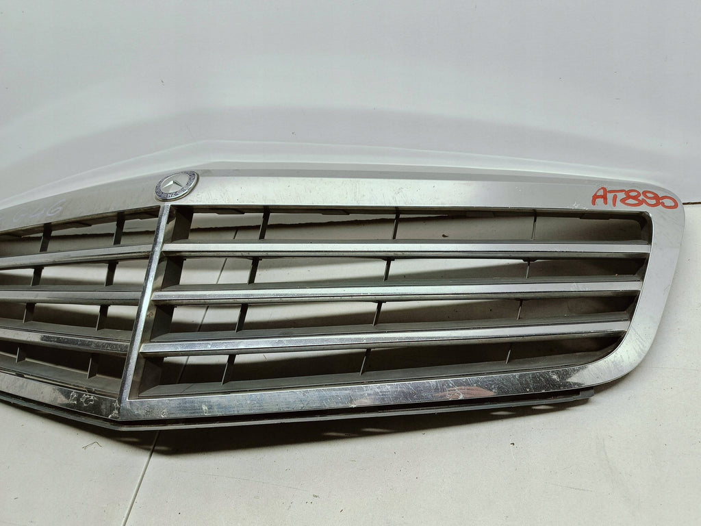 Mercedes-Benz C KLAS W204 07- ATRAPA GRILL ZDERZAKA PRZEDNIEGO A2048801283