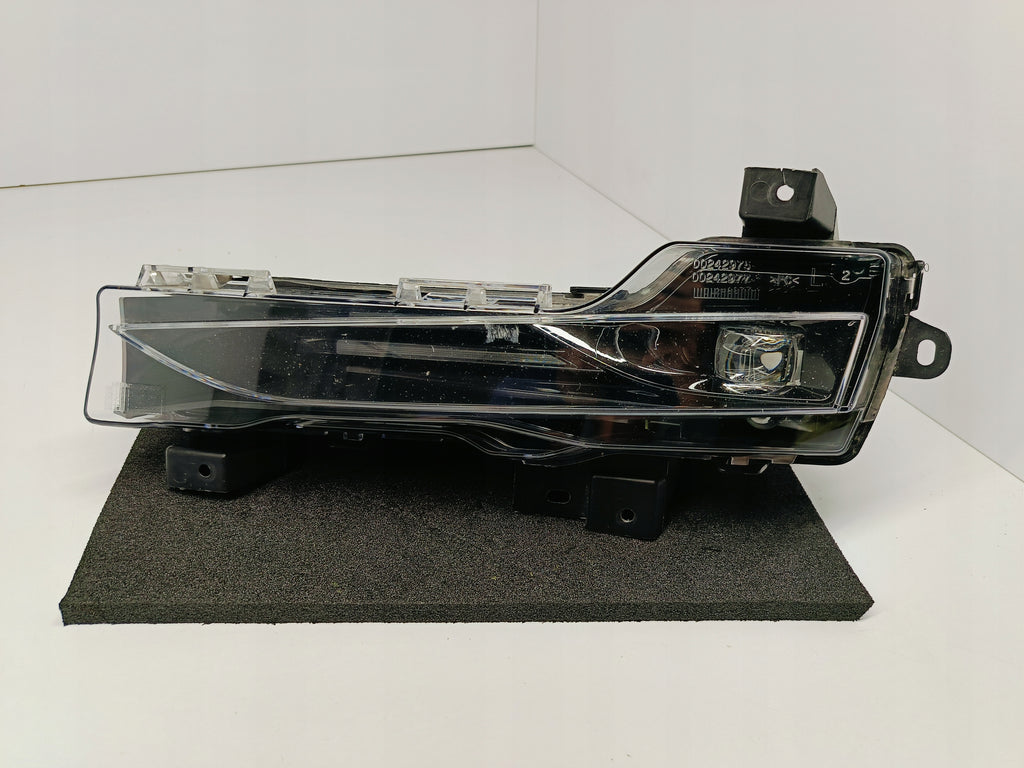 TESLA MODEL Y MY 20- HALOGEN DRL LEWY PRZECIWMGIELNY LED 1507932-10-C
