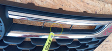 Laden Sie das Bild in den Galerie-Viewer, OPEL ASTRA K V 15- KÜHLERGRILL STOSSFÄNGER VORNE 13464791