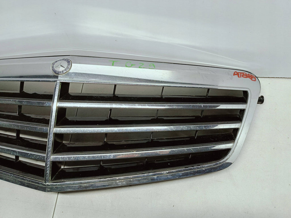 Mercedes-Benz E W212 09- ATRAPA GRILL ZDERZAKA PRZEDNIEGO A2128800583