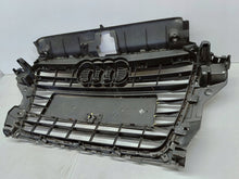 Załaduj zdjęcie do przeglądarki galerii, Audi A3 III 8V 13- GRILL ATRAPA ZDERZAKA PRZEDNIEGO 8V3853651